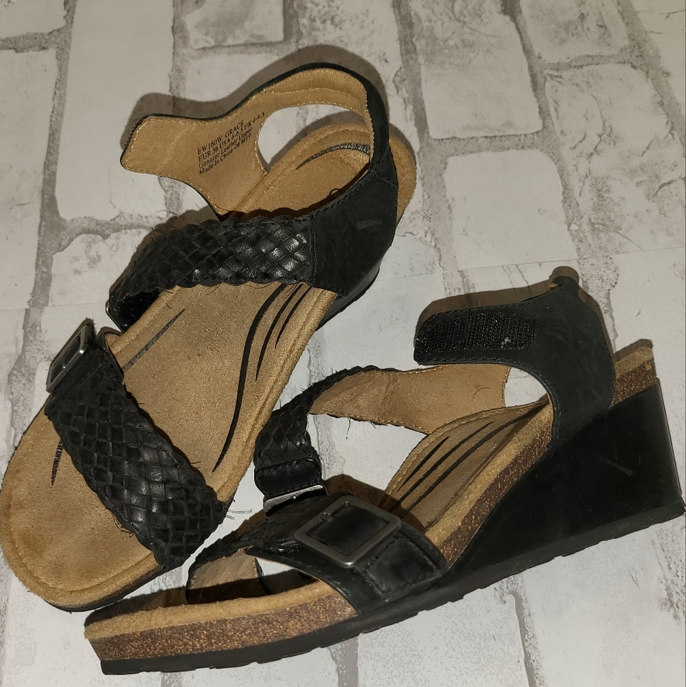 Shoes 5.5